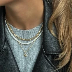 Jeberg Jewellery - I AM ME Bogstav Vedhæng - Forgyldt Sølv -Gavefest 42000 A PENDANT 2