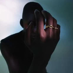 Maria Black - Twisted Deceiver Ring - Forgyldt Sølv 7 Maria Black - Twisted Deceiver Ring - Forgyldt Sølv -Gavefest 500446YG 3