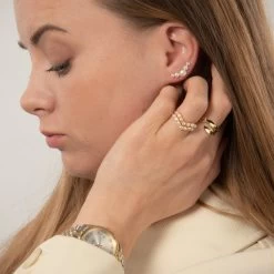 LuvaLu Jewellery - Pearly V ørestikker - Forgyldt Sølv 9 LuvaLu Jewellery - Pearly V ørestikker - Forgyldt Sølv -Gavefest 6 039E FG M3 4