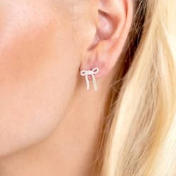 Vibholm X Julie Elgaard - Forever Bow Petit ørestikker - Sølv -Gavefest 6 93 S 2