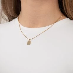 Vibholm GULD - Firkantet Plade Vedhæng - 9 Kt. Guld 5 Vibholm GULD - Firkantet Plade Vedhæng - 9 Kt. Guld -Gavefest CG21557 9 M